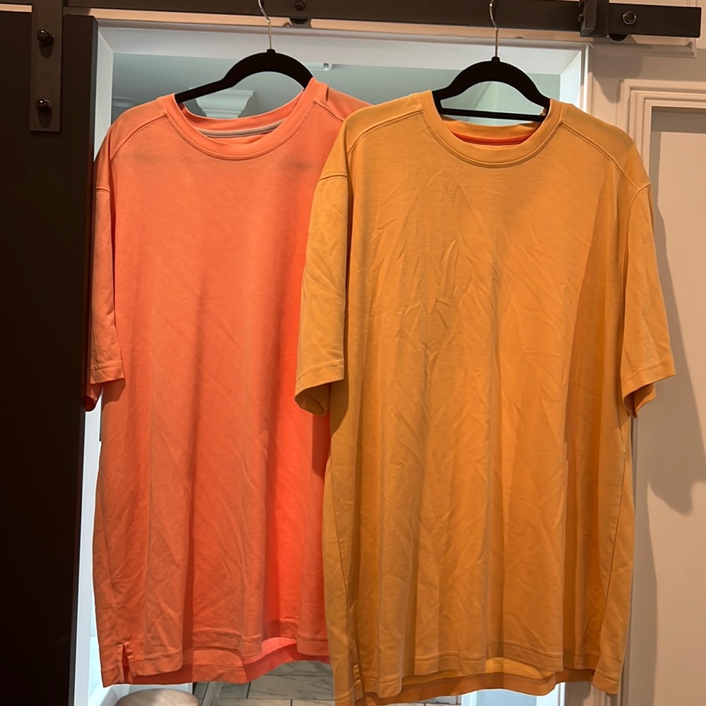 (2) Tommy Bahama shirts sz L